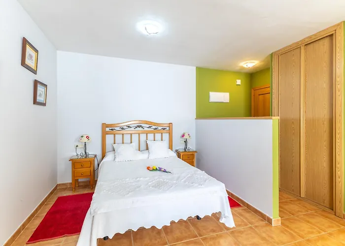 La Casa De Dafne Acebo Santo Tomé del Puerto