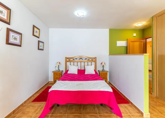 La Casa De Dafne Acebo * Santo Tomé del Puerto