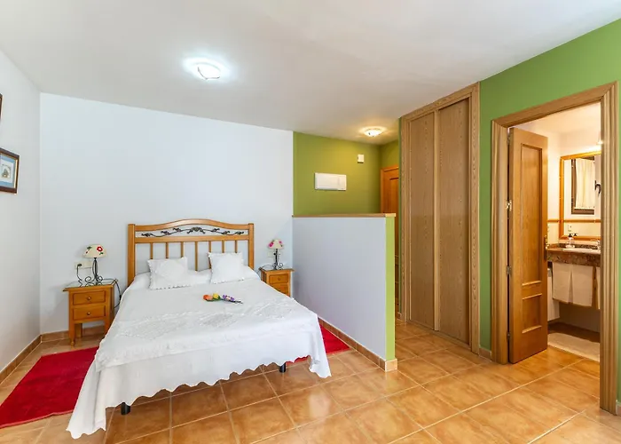 La Casa De Dafne Acebo * Santo Tomé del Puerto